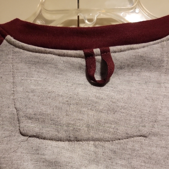 Sahara Club Burgundy and Gray Long Sleeve Fleese Henley NWOT - Picture 8 of 11